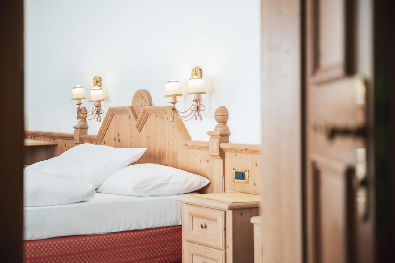 Hotel Chalet Corso San Vigilio Di Marebbe Bagian luar foto