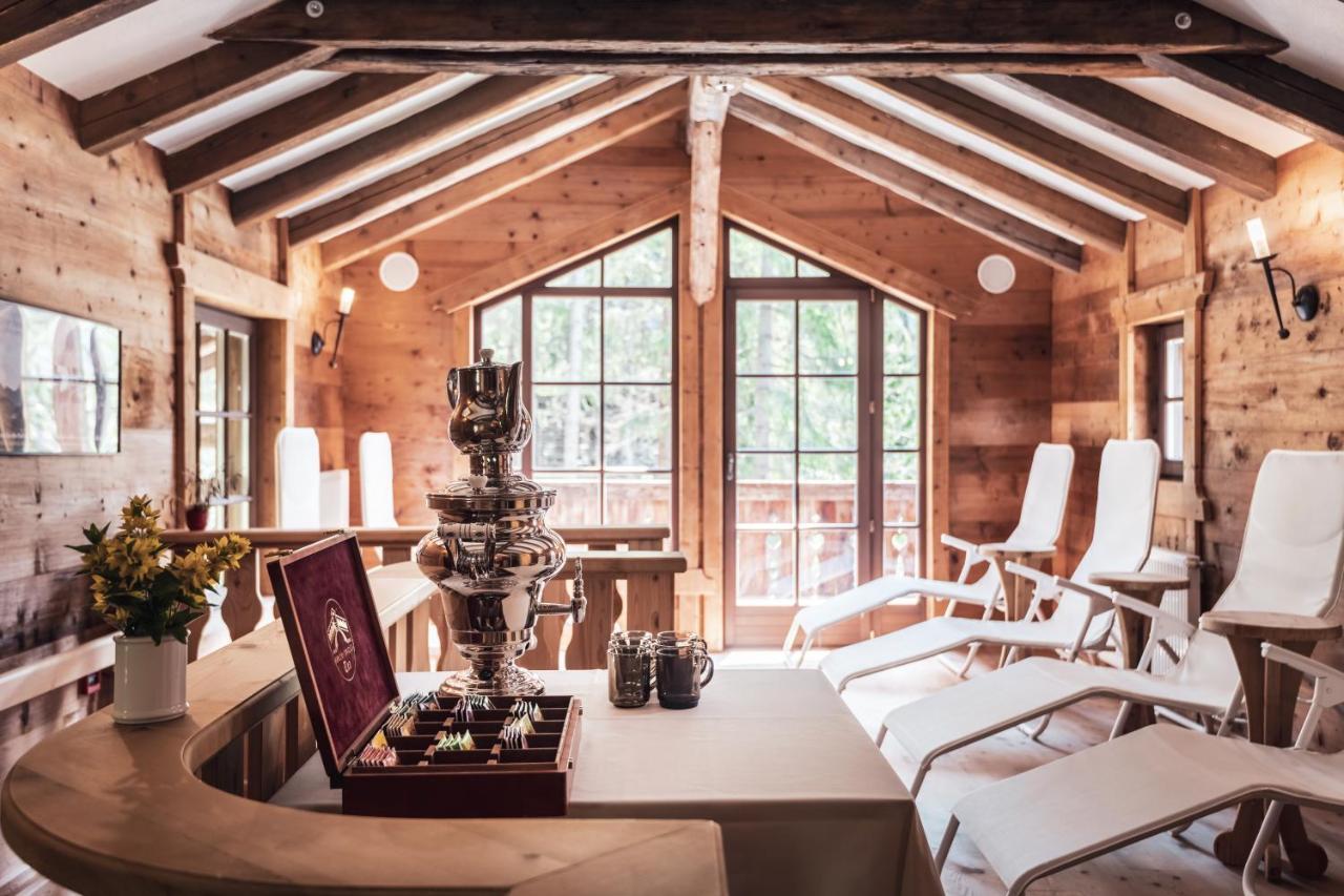Hotel Chalet Corso San Vigilio Di Marebbe Bagian luar foto