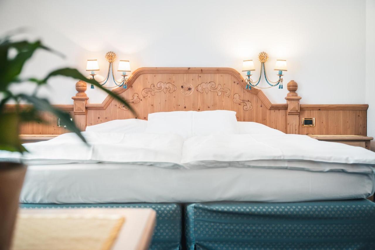 Hotel Chalet Corso San Vigilio Di Marebbe Bagian luar foto